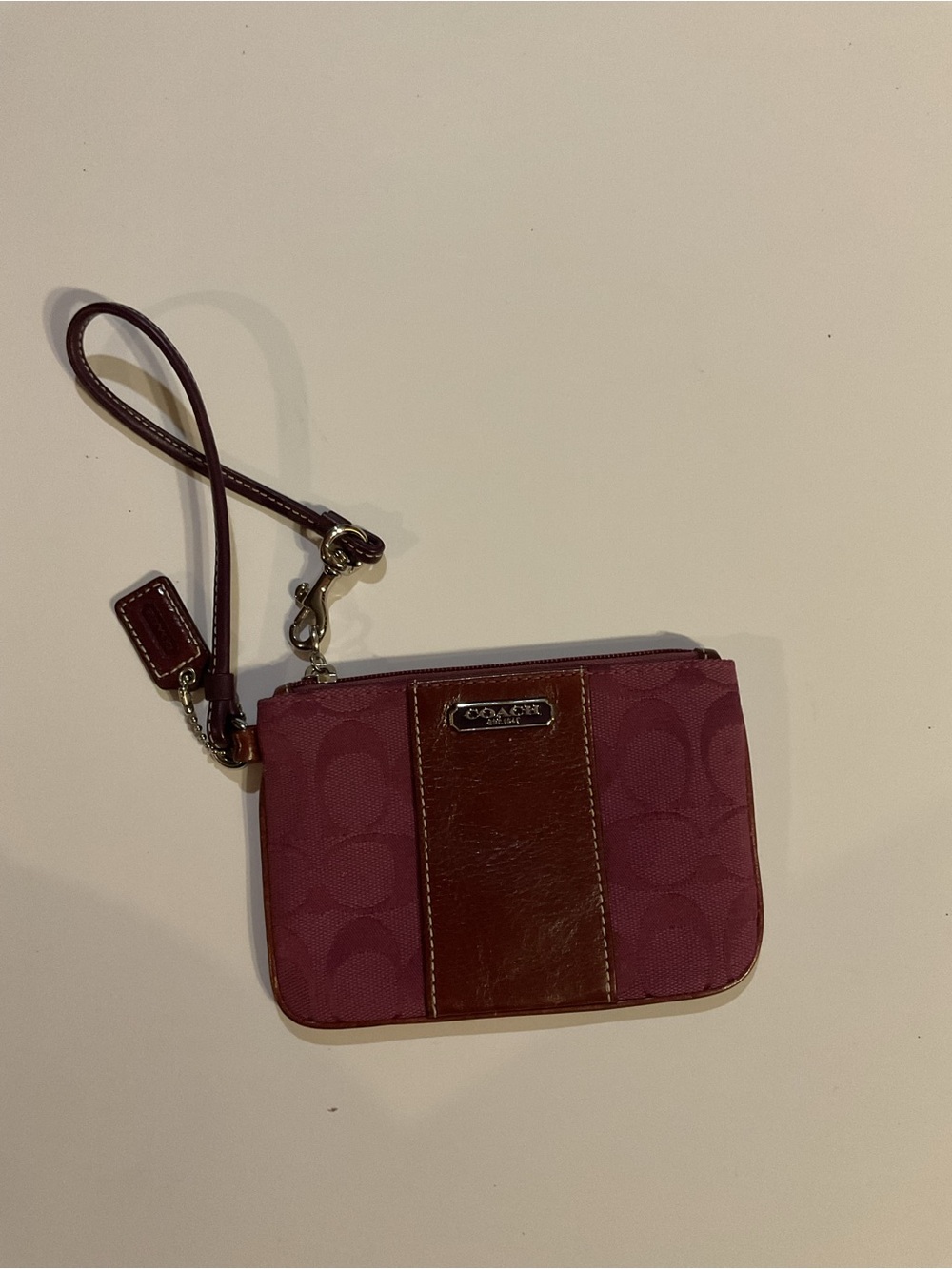 Vintage Y2K Coach Signature C Jacquard Wristlet Burgundy Plum Leather Trim